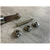 Image 2 : Leathercraft Spacer Embossing System Set