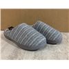 Image 2 : Memory Foam Slippers Grey Silver Colour Size 7 / 8