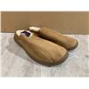 Image 2 : Women's Beige Memory Foam Slippers - Size 8 / 9