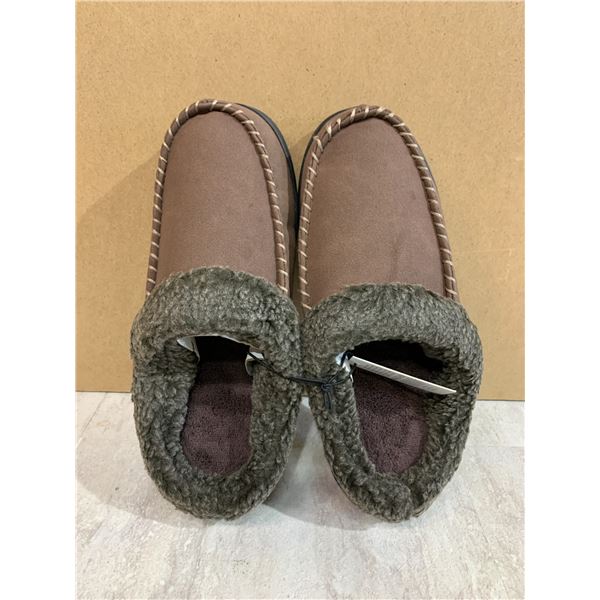 West Fashion Life Mens Memory Foam Moccasin Slippers Brown Colour Size 7 / 8