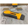 Image 2 : Pack of 2 Razor Blade Scraper With 24  Spare Blades