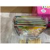 Image 5 : Rainbow Scratch Notepads w/ Sticks & Stencils