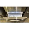 Image 7 : SAMSUNG STAINLESS STEEL 36"W FRENCH DOOR REFRIGERATOR WITH BOTTOM FREEZER DRAWER