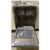 Image 3 : WHIRLPOOL BUILT-IN DISHWASHER