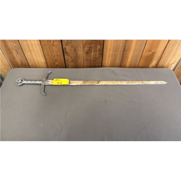 DECORATIVE ROBIN HOOD SWORD WITH WIRE-WRAPPED HILT