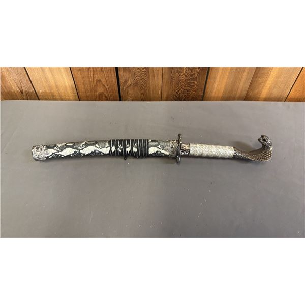 DECORATIVE SWORD WITH SNAKE HEAD POMMEL & SHEATH