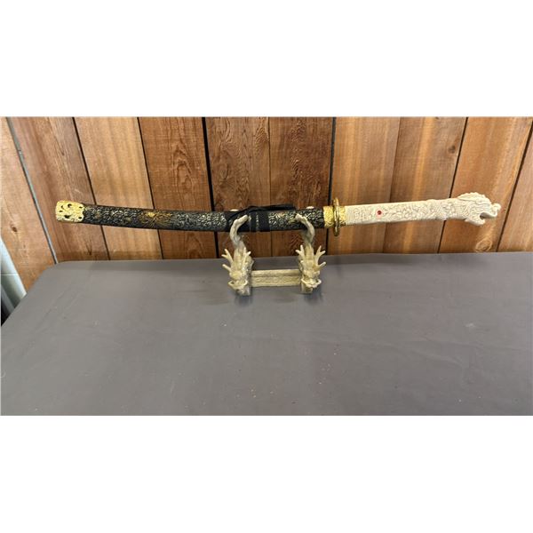 DECORATIVE KATANA WITH DRAGON HILT & POMMEL ON STAND