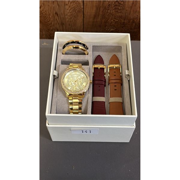 *NEW IN BOX* MICHAEL KORS LADIES RUNWAY INTERCHANGEABLE ANALOGUE WATCH SET WITH LEATHER BANDS