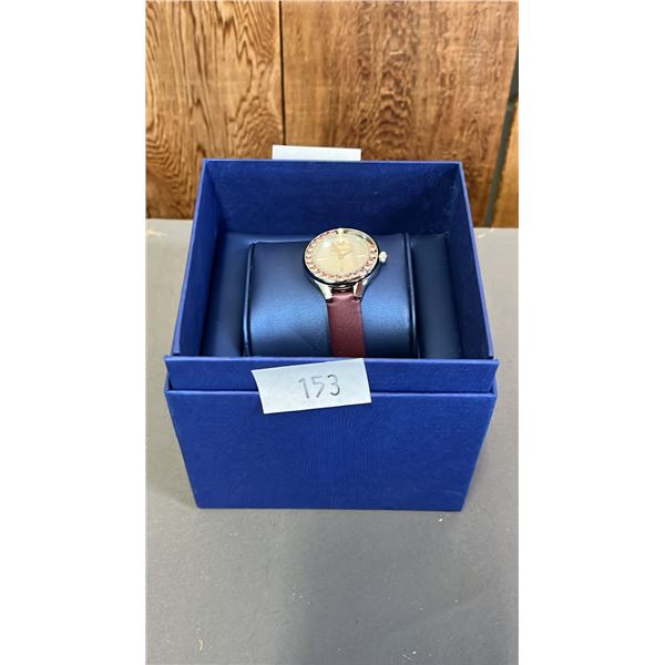*NEW IN BOX WITH TAG* SWAROVSKI LADIES LOVELY CRYSTALS MINI MODEL ANALOGUE WATCH WITH LEATHER BAND