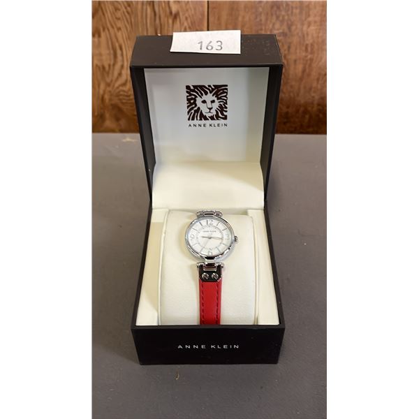 *NEW IN BOX WITH TAG* ANNE KLEIN LADIES ANALOGUE WATCH WITH LEATHER BAND