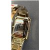 Image 3 : *NEW IN BOX WITH TAG* GUESS LADIES BONNIE SQUARE BEZEL ANALOGUE WATCH WITH STAINLESS STEEL BAND