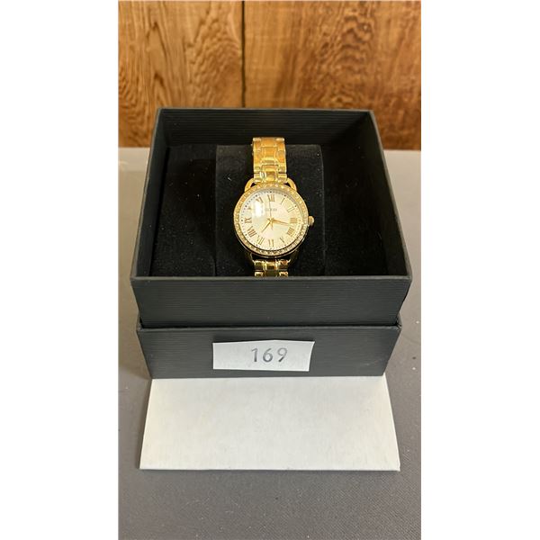 *NEW IN BOX WITH TAG* GUESS LADIES FIFTH AVE STAINLESS STEEL ANALOGUE WATCH