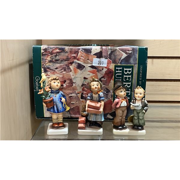 VINTAGE CERAMIC GOEBEL FIGURINE SET WITH ORIGINAL BOX