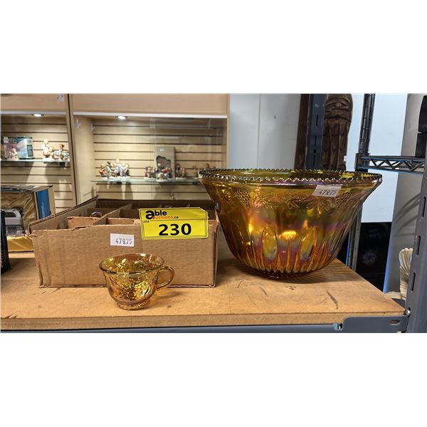VINTAGE CARNIVAL GLASS PUNCH BOWL SET