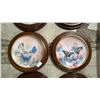 Image 3 : SHELF OF ASSORTED VINTAGE COLLECTOR PLATES