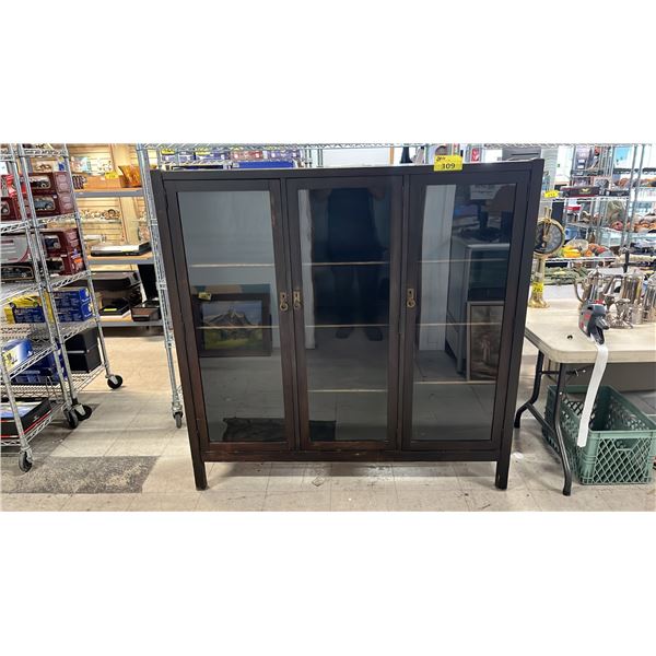VINTAGE WOOD 3-DOOR DISPLAY CABINET