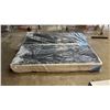 Image 2 : KING SIZE BOX SPRING SET