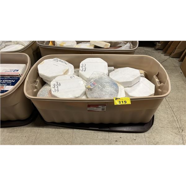 LARGE TOTE OF ASSORTED COLLECTOR PLATES *TOTE & LID INCLUDED*