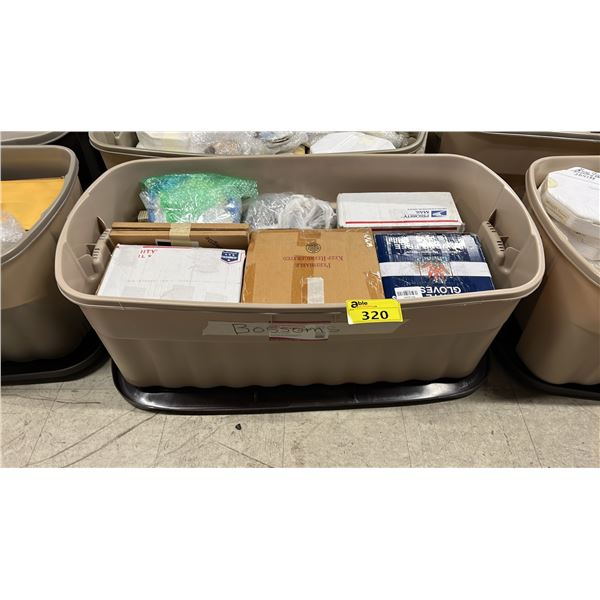 LARGE TOTE OF ASSORTED COLLECTOR PLATES *TOTE & LID INCLUDED*