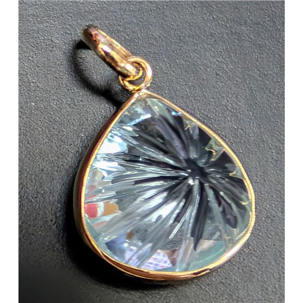 10K(1.26G), CARVED BLUE TOPAZ (APP 5CT) PENDANT, SUGGESTED RETAIL VALUE $600