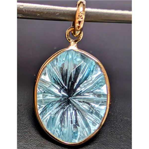 10K(1.2G), CARVED BLUE TOPAZ (APP 5CT) PENDANT, SUGGESTED RETAIL VALUE $600