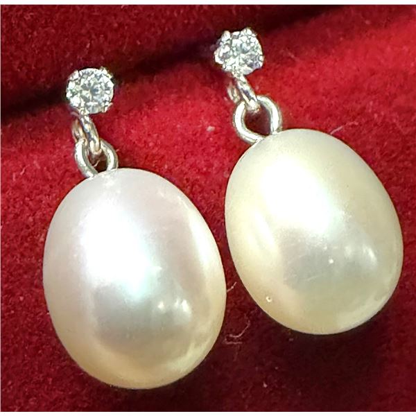 10K(1.08G), F.W.PEARL & LAB DIAMOND (0.05CT) EARRINGS, SUGGESTED RETAIL VALUE $400