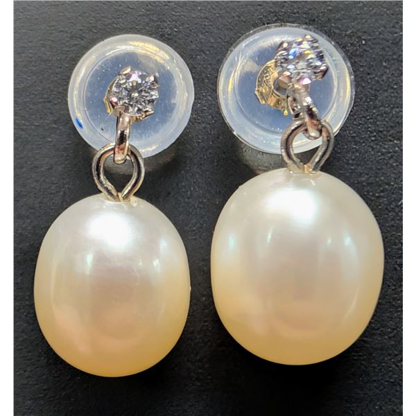 10K(1.08G), F.W.PEARL & LAB DIAMOND (0.05CT) EARRINGS, SUGGESTED RETAIL VALUE $400