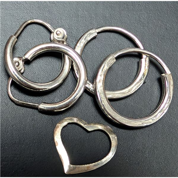 SILVER(1.51G),  2 SMALL HOOP AND 1 HEART PENDANT SET