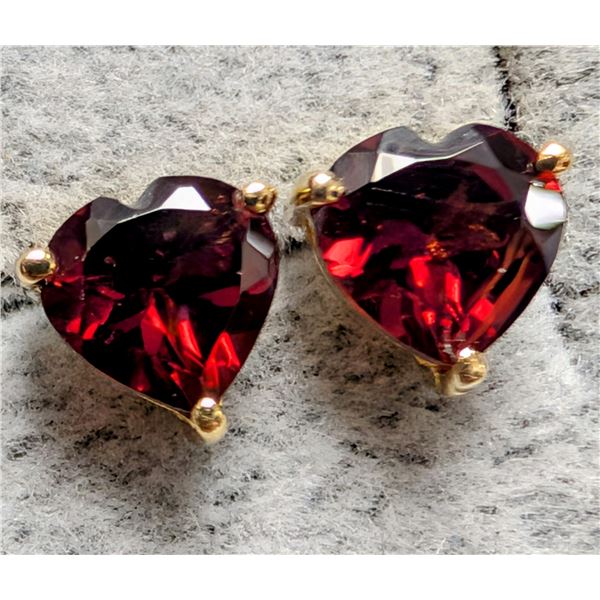 SILVER(1.3G), GENUINE GARNET (APP 2CT) EARRINGS