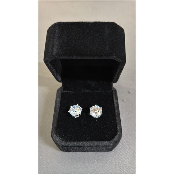 *NEW* .925 SILVER SIMULATED DIAMOND (CZ) STUD EARRINGS: 3CT EACH