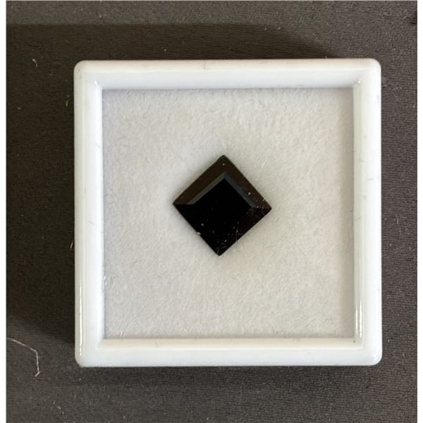 4.4 CT PRINCESS CUT NATURAL SMOKEY QUARTZ: UNTREATED (9.8MM X 9.8MM)