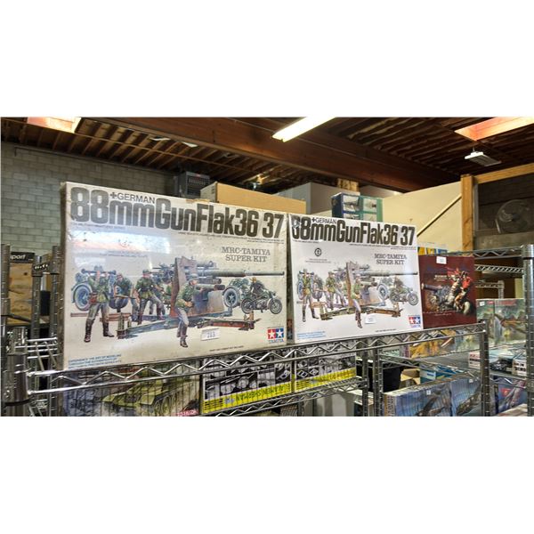 ROYAL WATERLOO ARTILLERY UNIT WITH CANON & (2) MRC-TAMIYA SUPER KITS