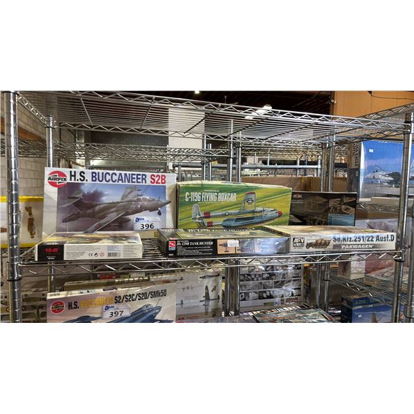 SHELF OF ASSORTED AIRPLANE MODEL KITS & A PAKWAGEN TANK MODEL KIT
