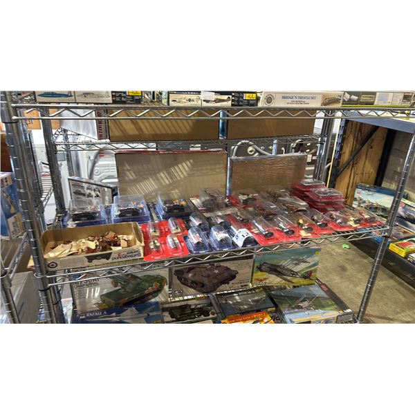 SHELF OF ASSORTED FIGURINES