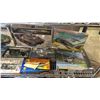 Image 3 : SHELF OF ASSORTED MODEL KITS: AIRPLANES, TANKS, ANTI-TANK WEAPONS & MORE