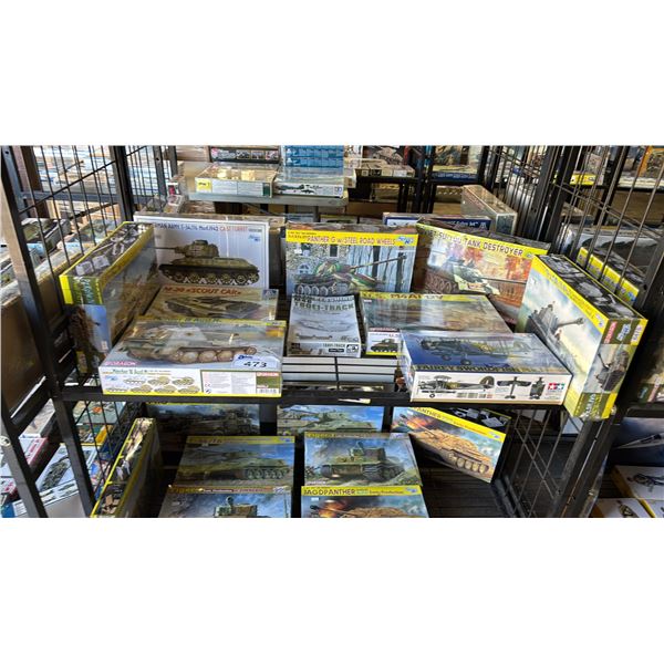 SHELF OF ASSORTED AIPLANE & TANK MODEL KITS