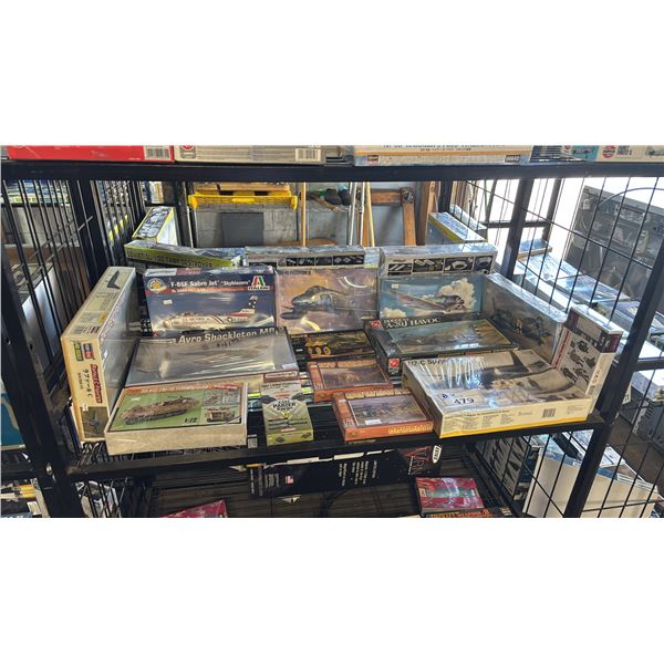 SHELF OF ASSORTED MODEL KITS: AIRPLANES, TANKS & ASSORTED FIGURE SETS