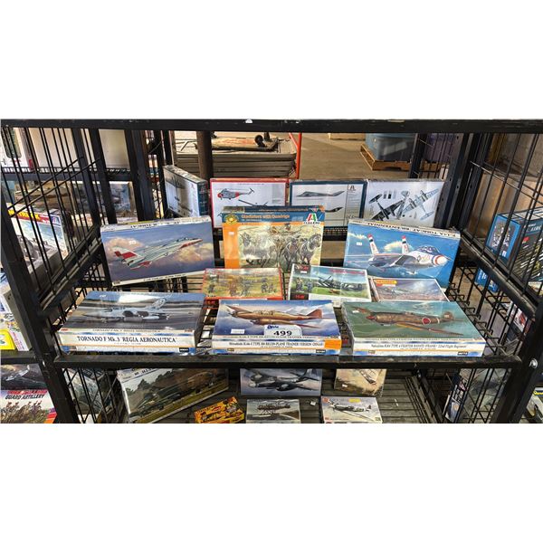 SHELF OF ASSORTED MODEL KITS, AIRPLANES, GLADIATORS WITH QUADRIGA & MORE