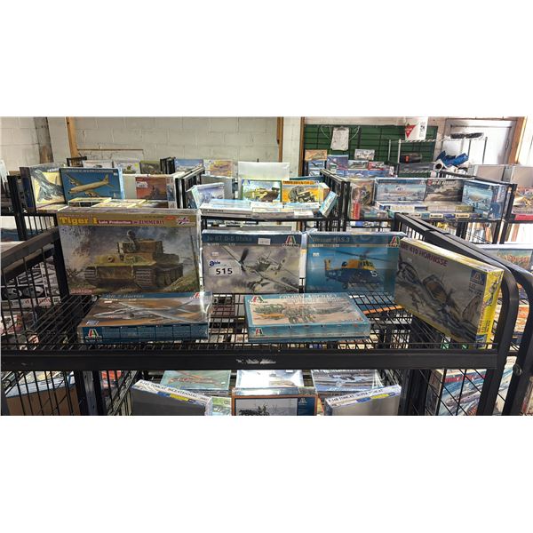 SHELF OF ASSORTED MODEL KITS: AIRPLANES, HELICOPTER, TANK & COMBAT AIRCRAFT SUPPORT GROUP