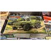 Image 5 : SHELF OF ASSORTED MODEL KITS: AIRPLANE, MILITARY VEHICLES & SOVIET TANK CREW