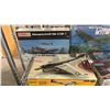 Image 4 : SHELF OF ASSORTED AIRPLANE & MILITARY VEHICLE MODEL KITS