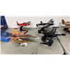 Image 1 : (4) ASSORTED SCALE MODEL AIRPLANES WITH STANDS