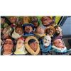 Image 4 : SHELF OF ASSORTED VINTAGE BOSSONS CHALKWARE HEADS