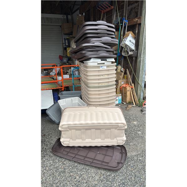 STACK OF LARGE TOTES & LIDS