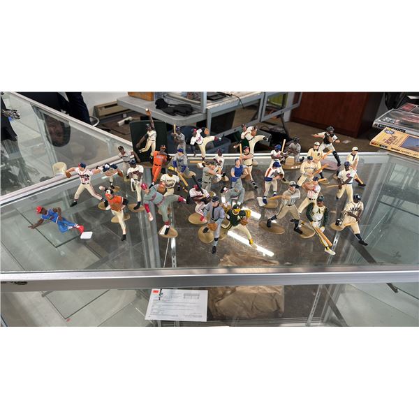34 BASEBALL FIGURINES
