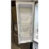 Image 3 : LG STAINLESS STEEL FRENCH DOOR FRIDGE WITH ROLLOUT FREEZER 32.5"W