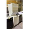 Image 1 : FRIGIDAIRE GALLERY SERIES STACKING WASHER & DRYER SET