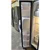 Image 3 : FRIGIDAIRE STAINLESS STEEL SIDE-BY-SIDE FRIDGE WITH WATER/ICE DISPENSER 33"W
