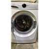 Image 3 : ELECTROLUX LUXCARE FRONT LOAD WASHER