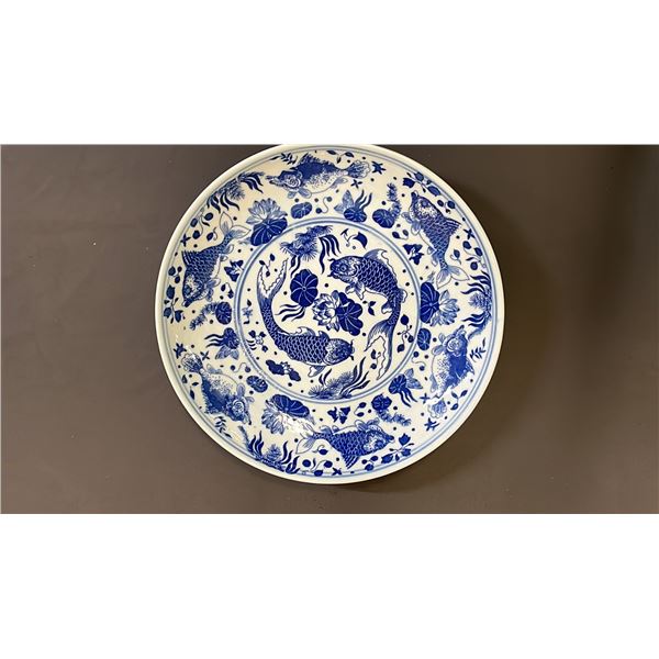BLUE & WHITE FISH PLATE